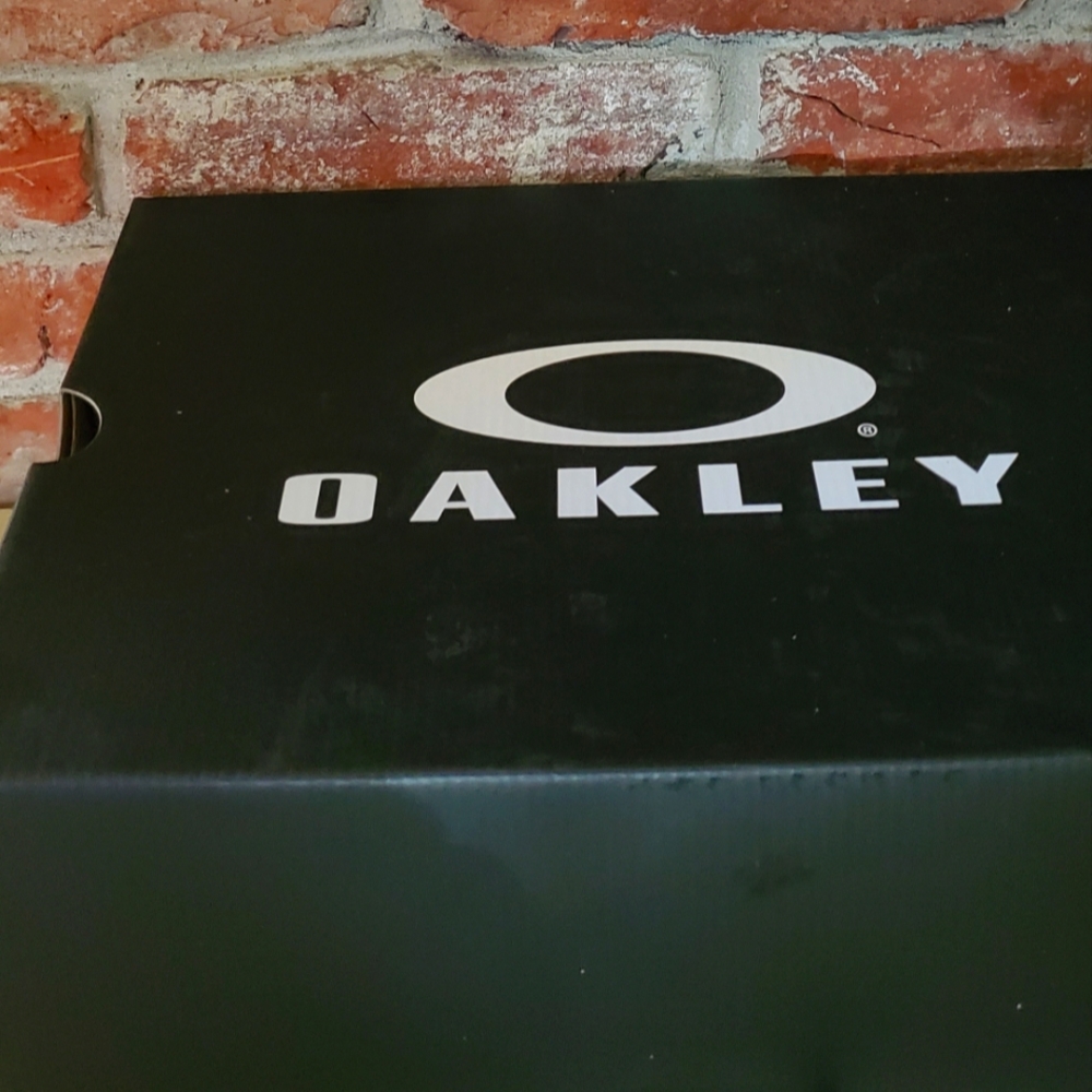 Mens Oakley Urban Explorer Mid